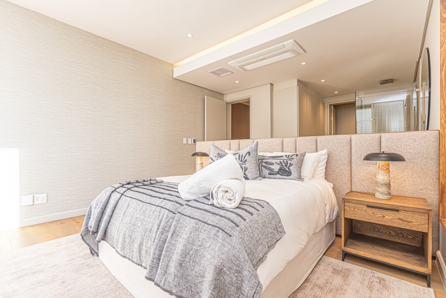 To Let 4 Bedroom Property for Rent in Fresnaye Western Cape